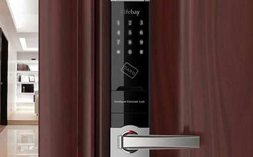 卢龙24小时上门开锁公司