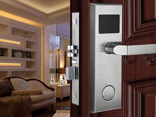 卢龙24小时上门开锁公司