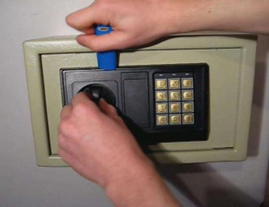 卢龙24小时上门开锁公司