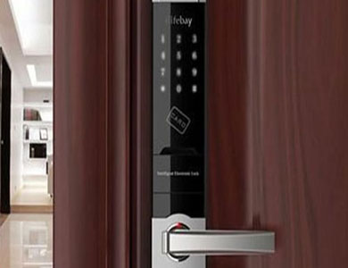 卢龙24小时上门开锁公司